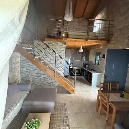 Sun Castle Country house *